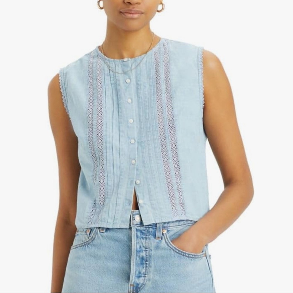 Levi's Women's Lorelai Sleeveless Button Down